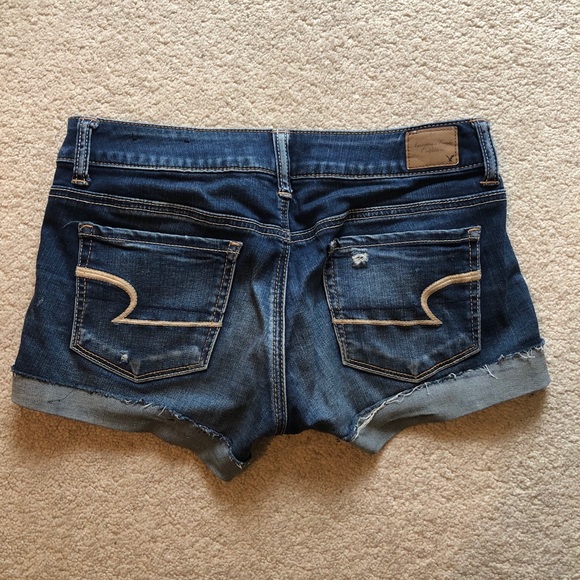 American Eagle super stretch shorts - Picture 2 of 2